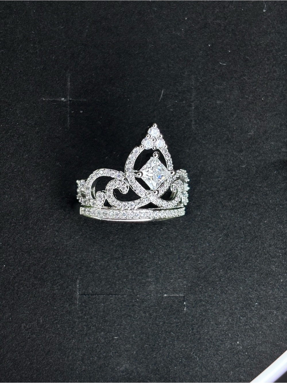Moissanite Tiara Stackable Ring - Silver size 7